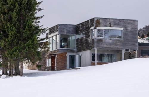 Tromso Villa | North Estate City House