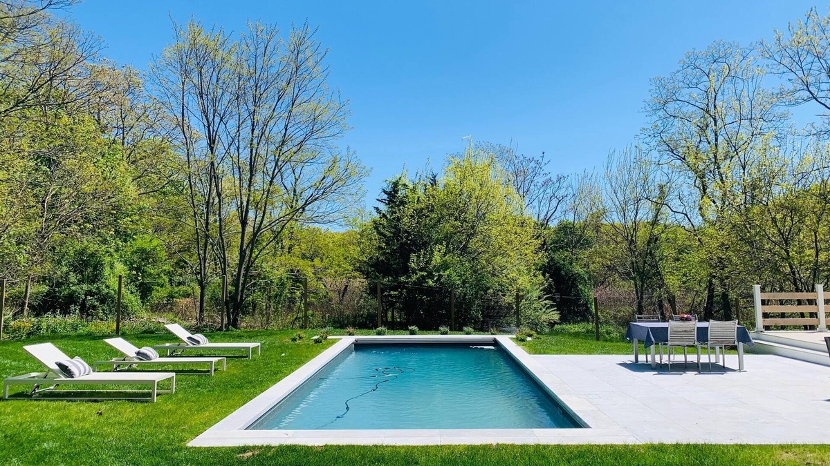 Aquebogue House | North Fork Summer Retreat (pool + Beach)