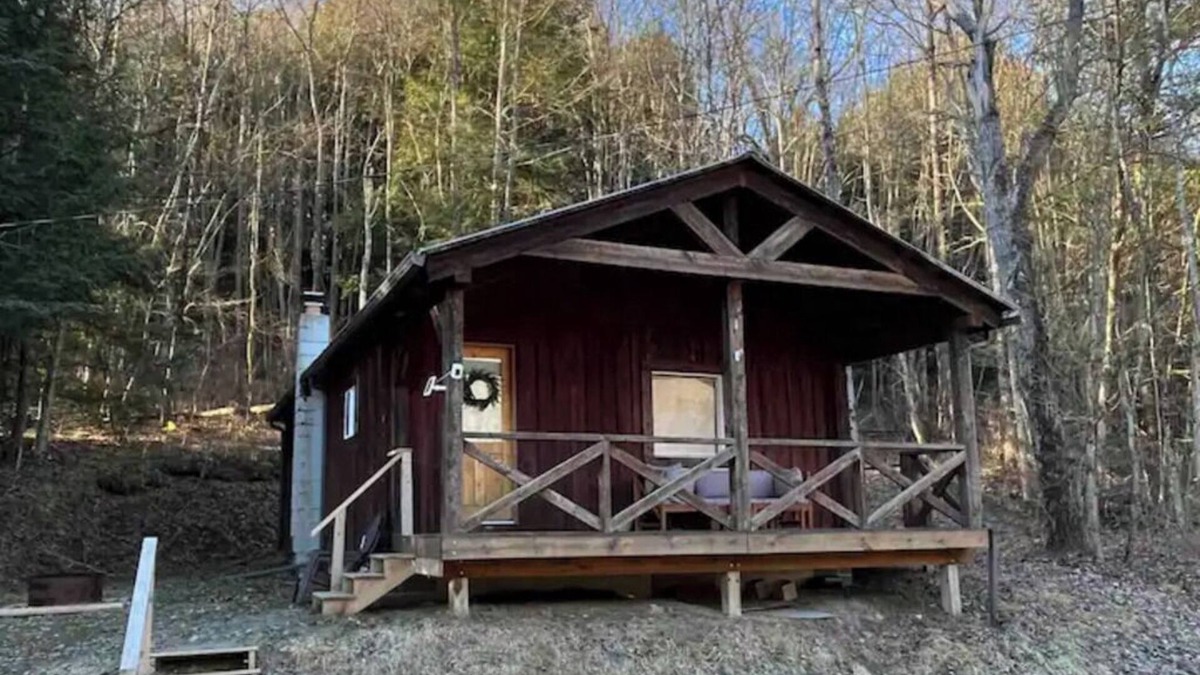 Coudersport Cabin | North Hollow Hideaway at Cherry Springs