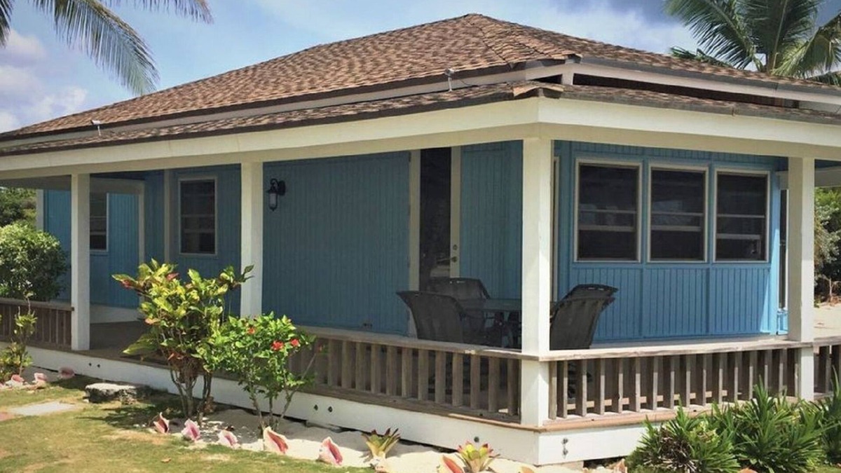 Kemps Bay House | North House at Paradise Beach Andros- private beach, watersports & gamesroom