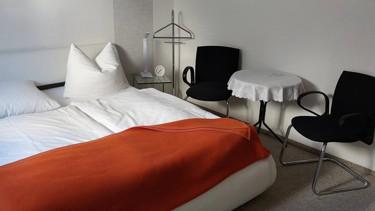 Klausdorf Apartment | North Room - Pension Storchennest