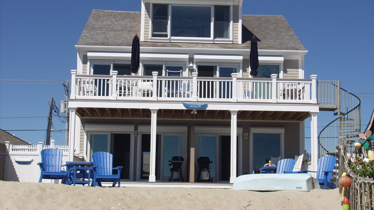 North Truro Apartment | North Truro private Beach on the Bay ideal rental Great rates