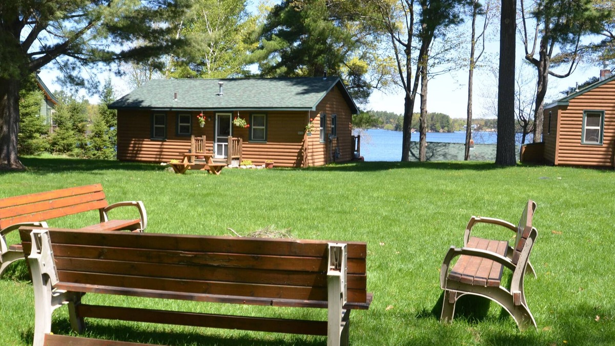 Minocqua Cabin | North Woods Cabin on Lake Minocqua: A perfect mix of getaway and access to fun!