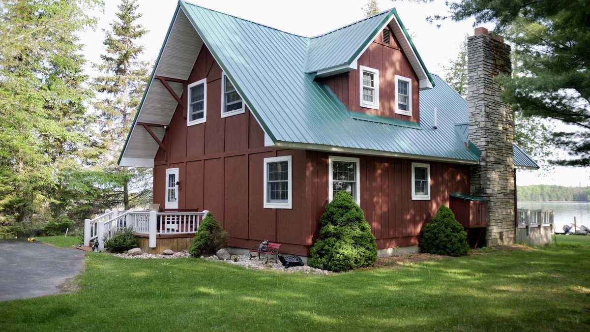Drummond House | Northern Adventure on Drummond Island