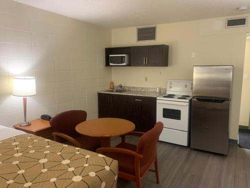 Fort St. John Hotel | Northern Lights Inn