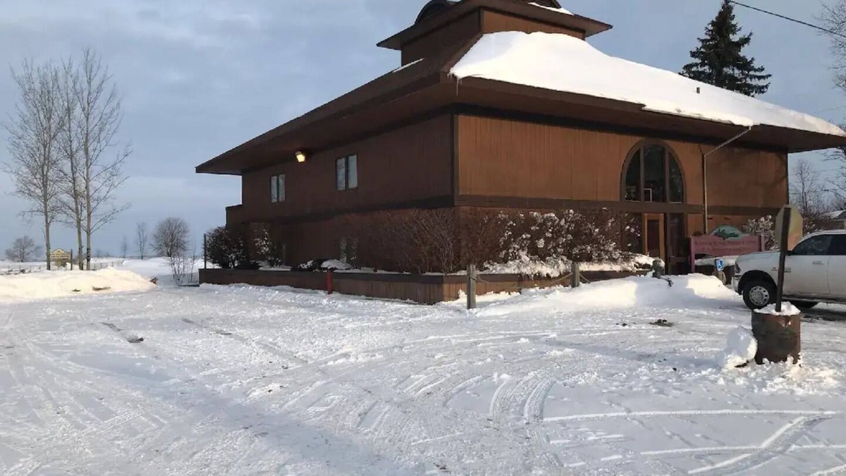 Ontonagon House | Northern Nights, LLC Great for large group and multi-family stays!nn