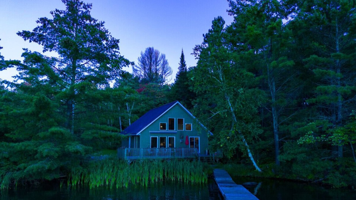 West Nipissing Cottage | Northern Oasis @ Paradise Cove - Lake Nipissing