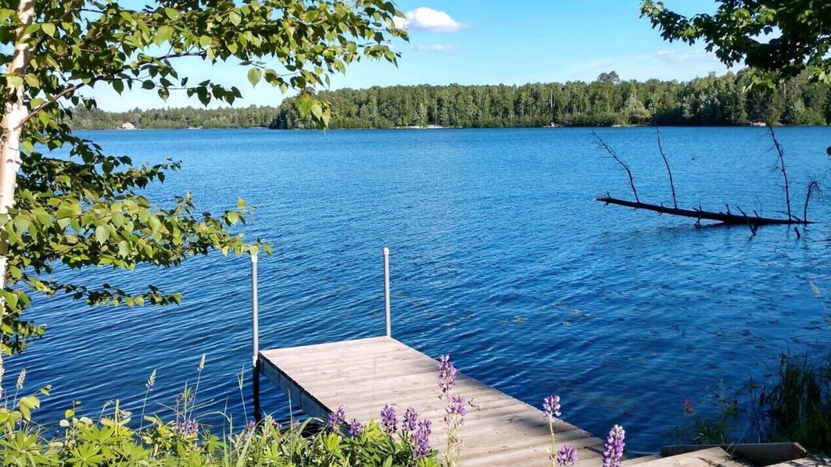Bigfork Cabin | Northwoods Cabin on a Private Lake: "The Refuge at North Padre"