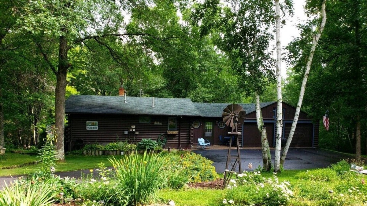 Trego Cabin | Northwoods Crossing by PMH