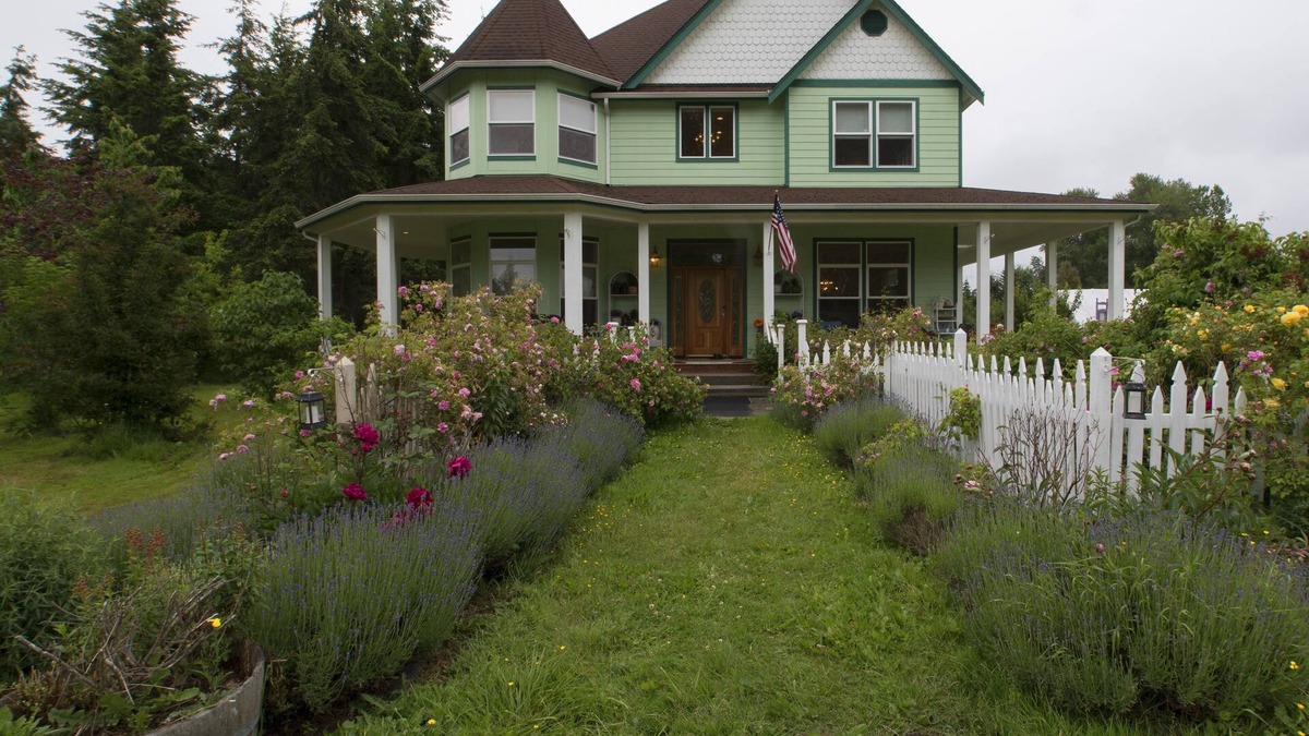 Sequim Other | Nostalgic Victorian Home in Lavender Farm