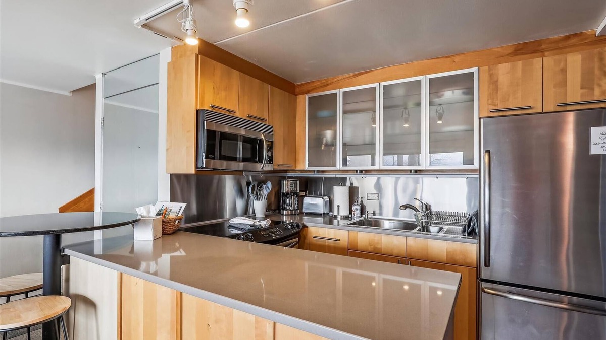 Stowe Area Condo | Notchbrook 5 Apt: 1 br, large deck, seasonal pool, community amenities!