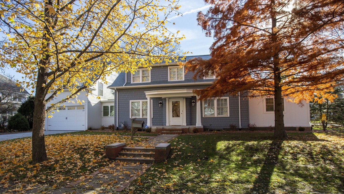 Northeast South Bend House | Notre Dame Home -7/10 of a mile from ND stadium
