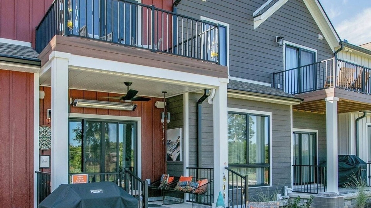 Northeast South Bend House | Notre Grande Dame - Spacious NEW 4-bedroom within walking distance to ND