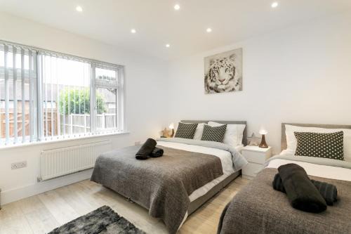 Bramcote House | Nottingham Serviced Accommodations