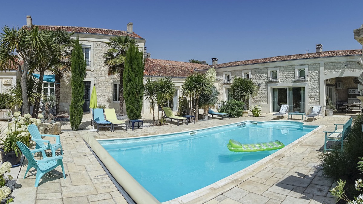 Saint-Porchaire Cottage | Nouveau Gîte Avec Terrasse Piscine et Jardin