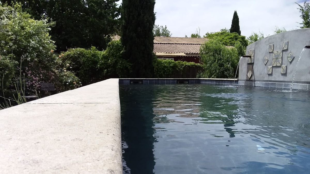 Loriol-du-Comtat Apartment | Nouveau ! Vaucluse, Studio Climatisé Avec Piscine et Terrasse Ombragée