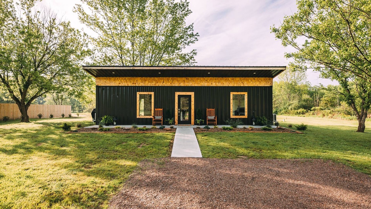New Plymouth Cottage | Nova Cottage Tiny House Shipping Container
