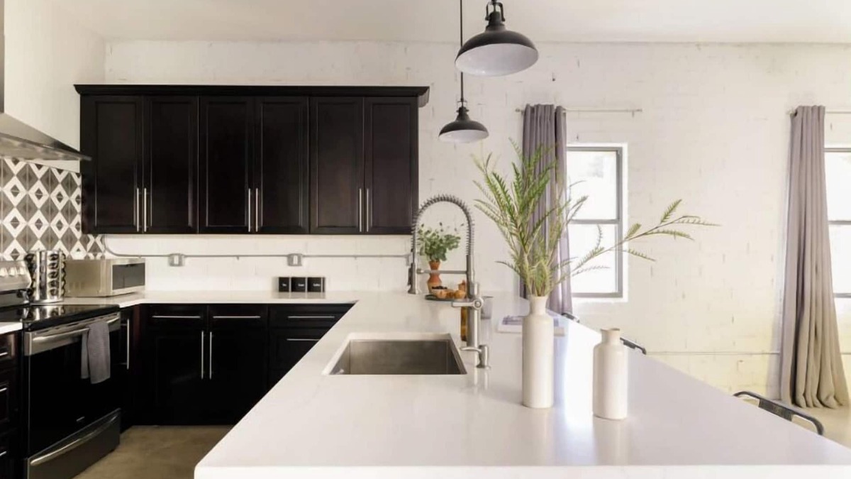 South Scottsdale Cottage | Nova-in the Middle of Old Town-walk to Everything!