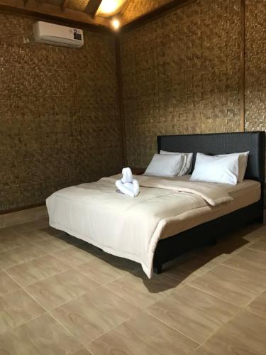 Kecamatan Sikur House | Nova's Bungalow