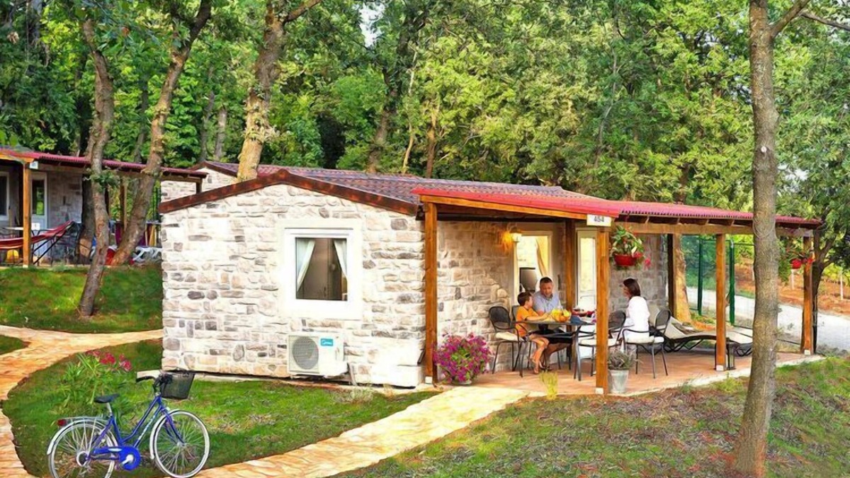 Mareda House | Novigrad Resort Retreat