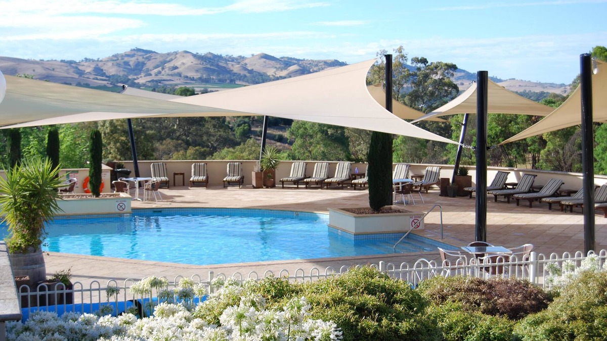Rowland Flat Hotel | Novotel Barossa Valley Resort