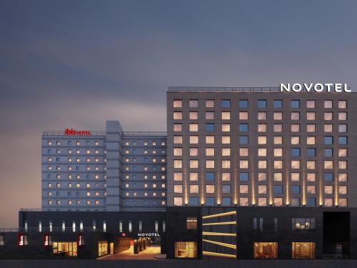 Sholinganallur Hotel | Novotel Chennai OMR