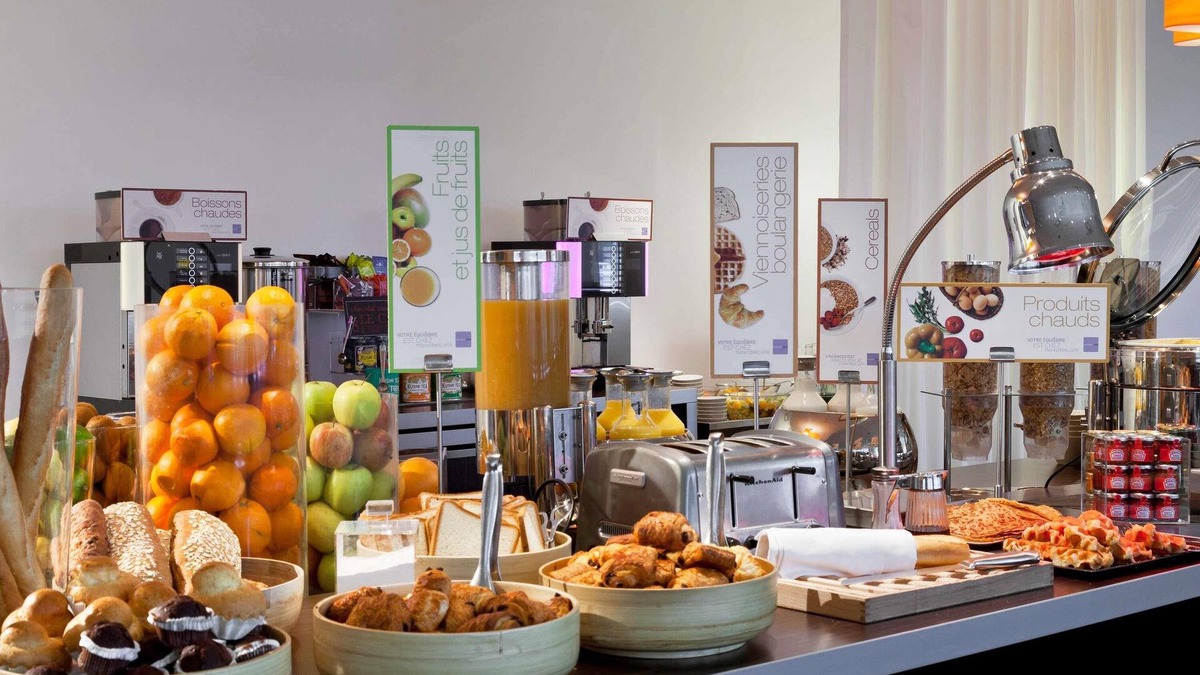 Gambetta Hotel | Novotel Paris La Défense Esplanade