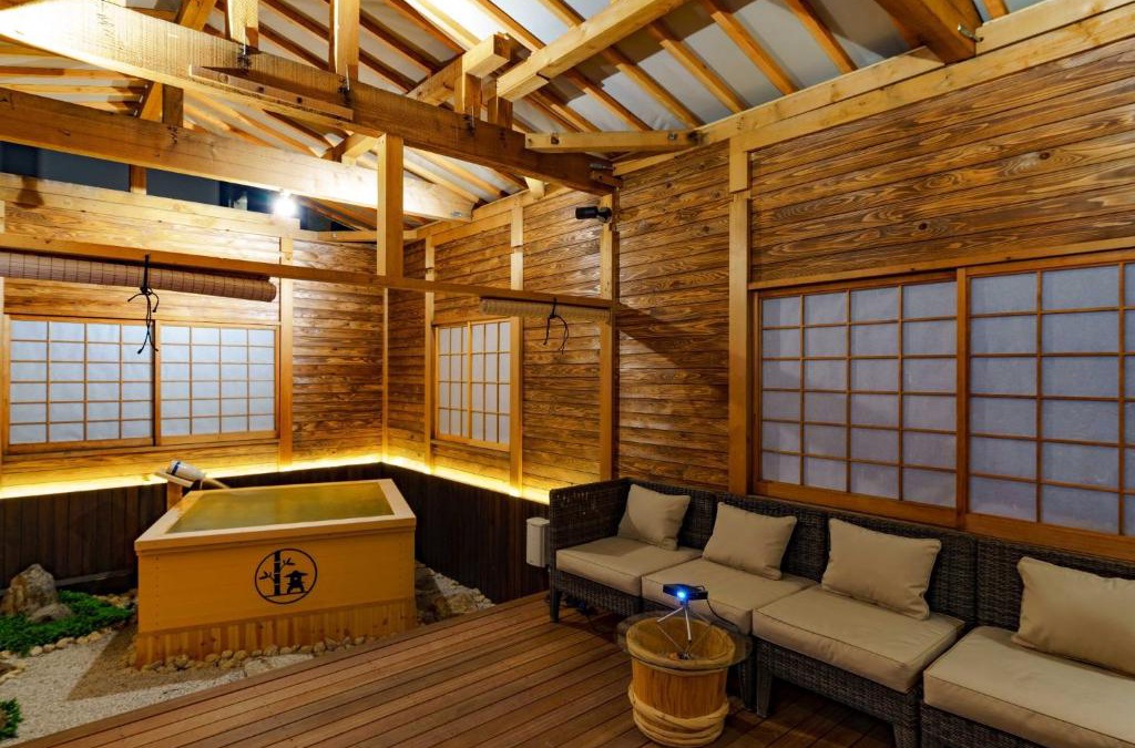 Higashishinsaibashi House | Now and then old villa Shinsaibashi sky garden cyp - Vacation STAY 24603v