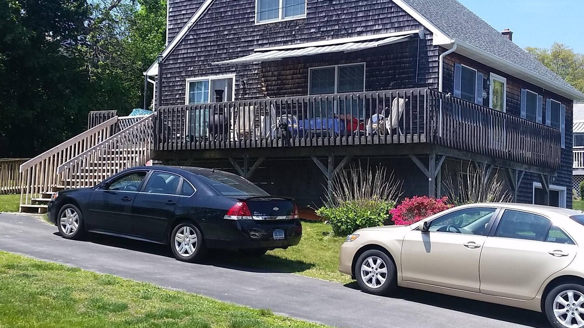 Niantic House | Now available for short term rentals during the off season.