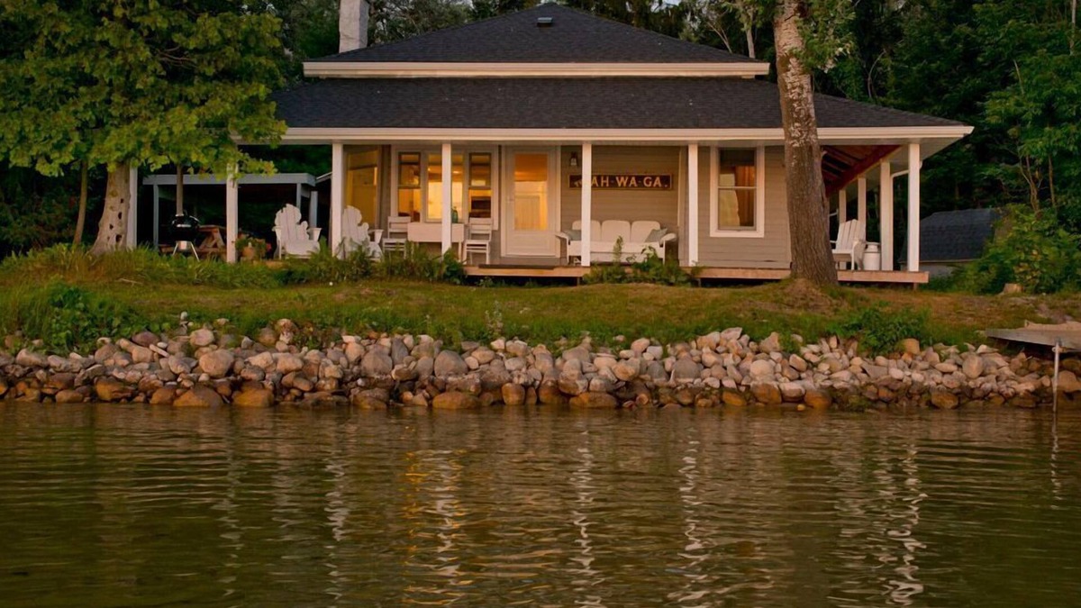 Bellaire Cottage | Now Booking Fall Getaways at Enchanting, Historic Cottage on Lake Bellaire