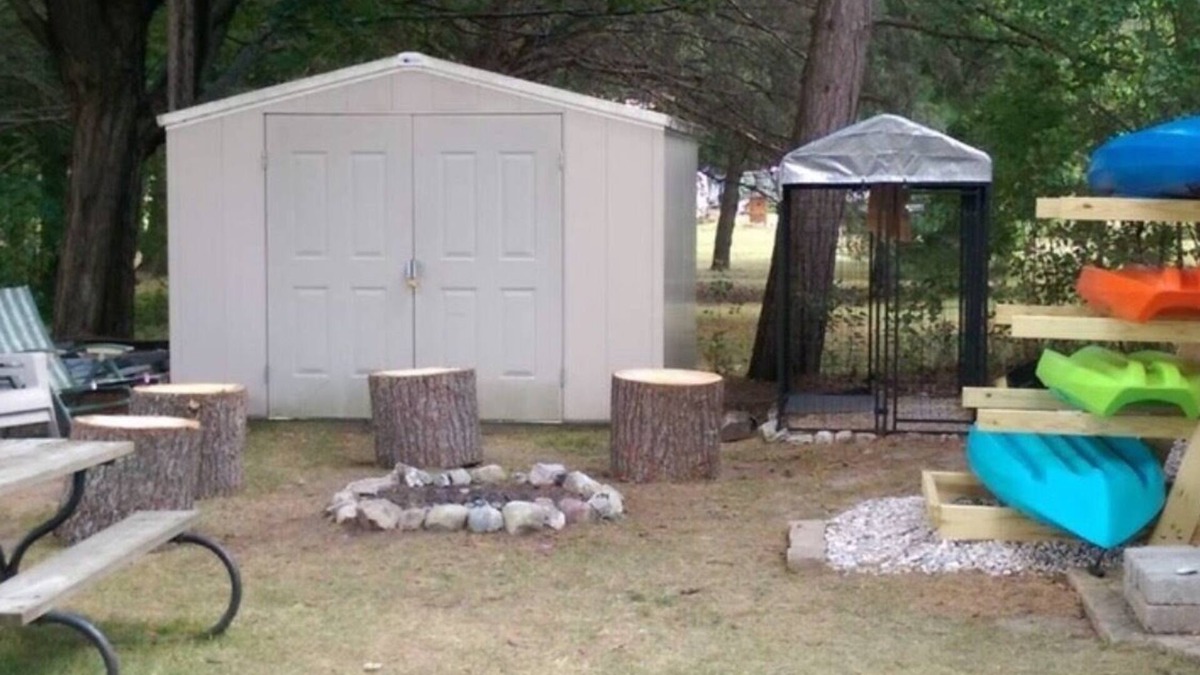 Central Lake Cottage | now booking summer 2023