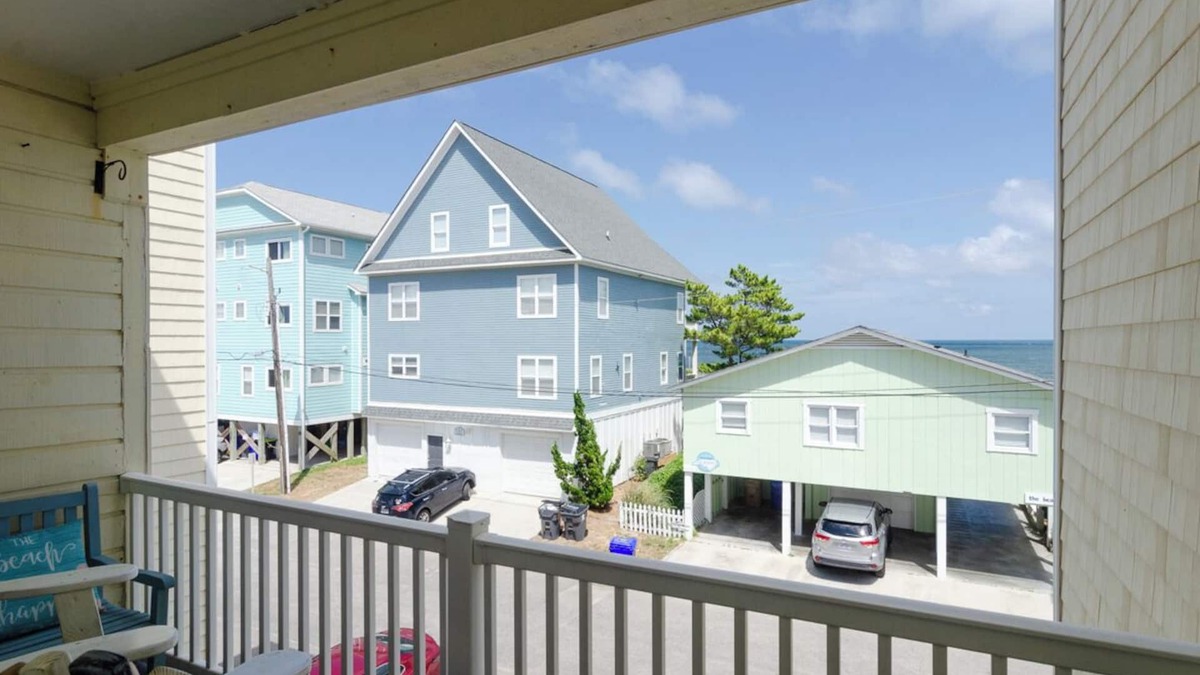 Wilmington Beach Condo | Now I Sea: Fantastic 1 bedroom condo with ocean views!