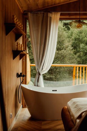 gmina Siemysl Resort | Nowoczesne Domki na Drzewie - Kołobrzeg - Sauna - PolanaGlamp