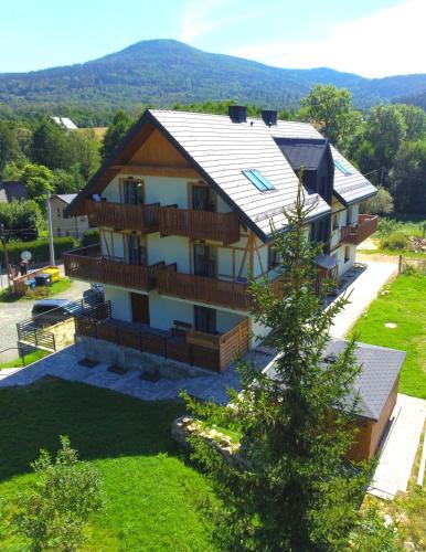 Stronie Slaskie Apartment | nowy Apartament z tarasem i samodzielnym wejściem - Willa Sowia
