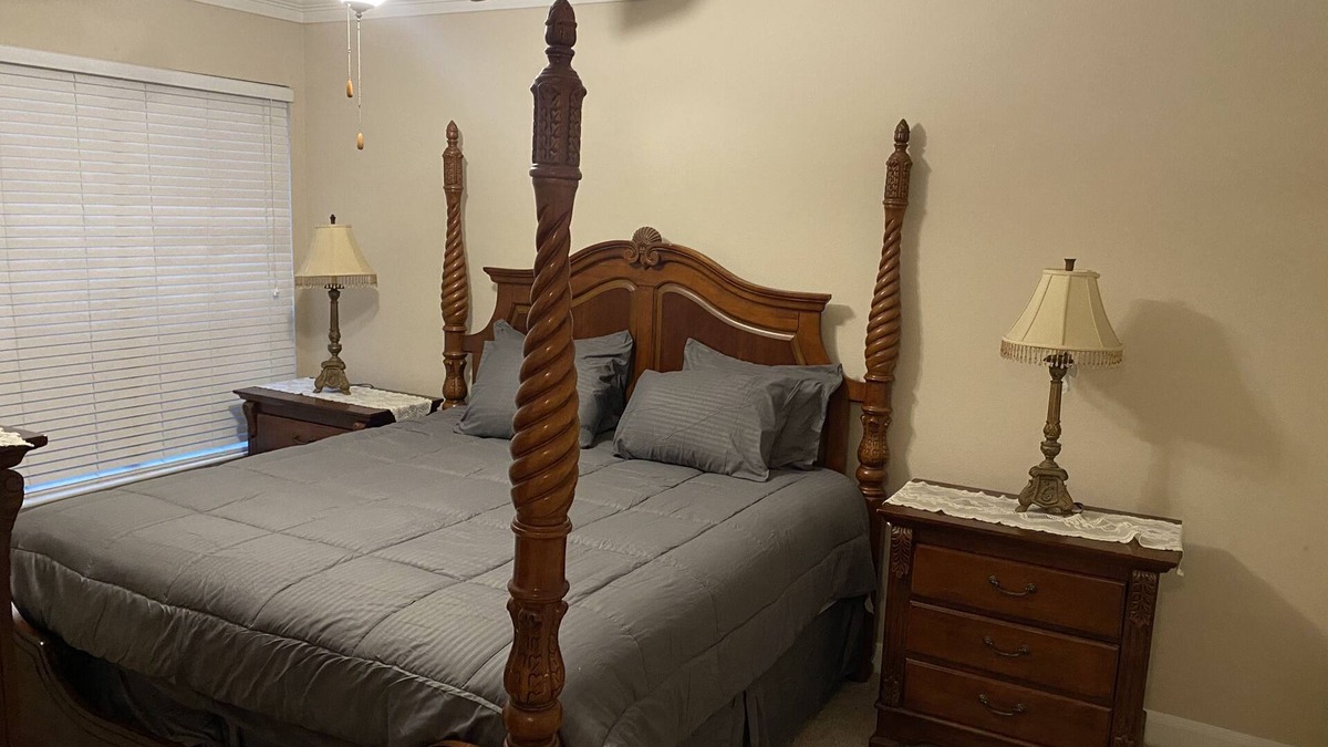 Braeswood Place Apartment | Nrg Stadium Short & Long Stay 5-min away from all the action
