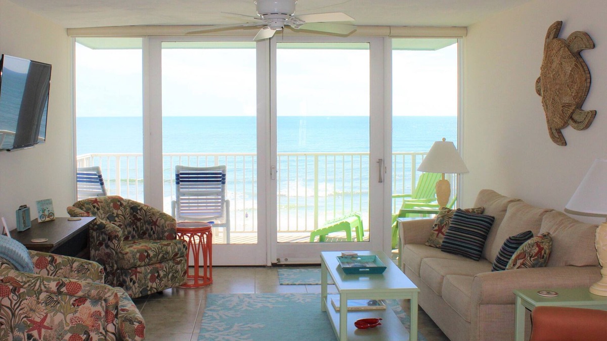 New Smyrna Beach Condo | NSB Beautiful 2/2 Condo DIRECT OCEANFRONT on No Drive Beach w/OCEANFRONT Pool