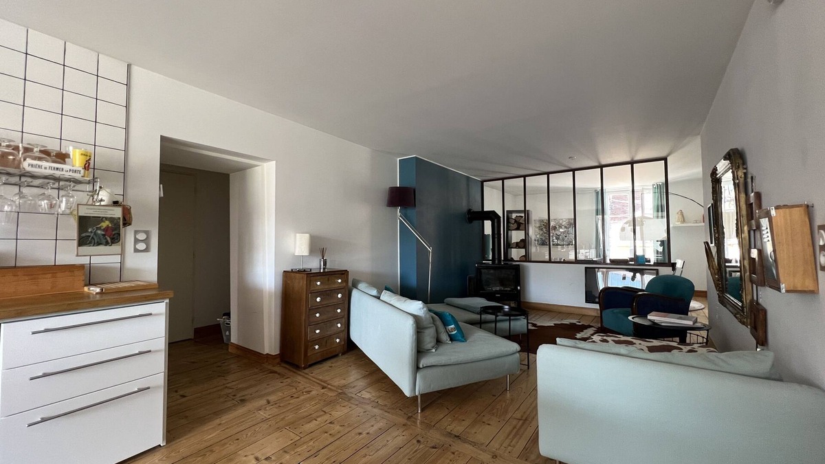 Lons-le-Saunier Apartment | Nugget in the historic center of Lons le Saunier 2 bedrooms, 2 bathrooms