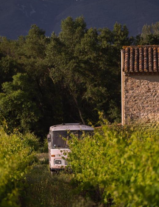 Goult Other | Nuit insolite au milieu des vignes