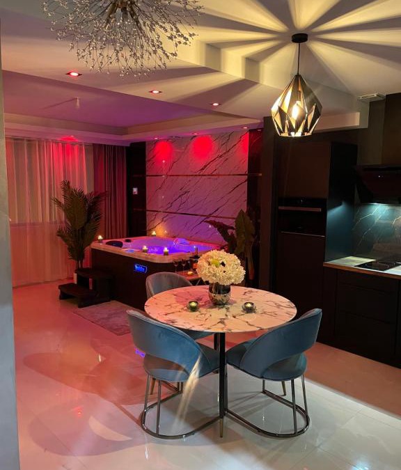 Centre Apartment | NUITS D'HERMES & Spa