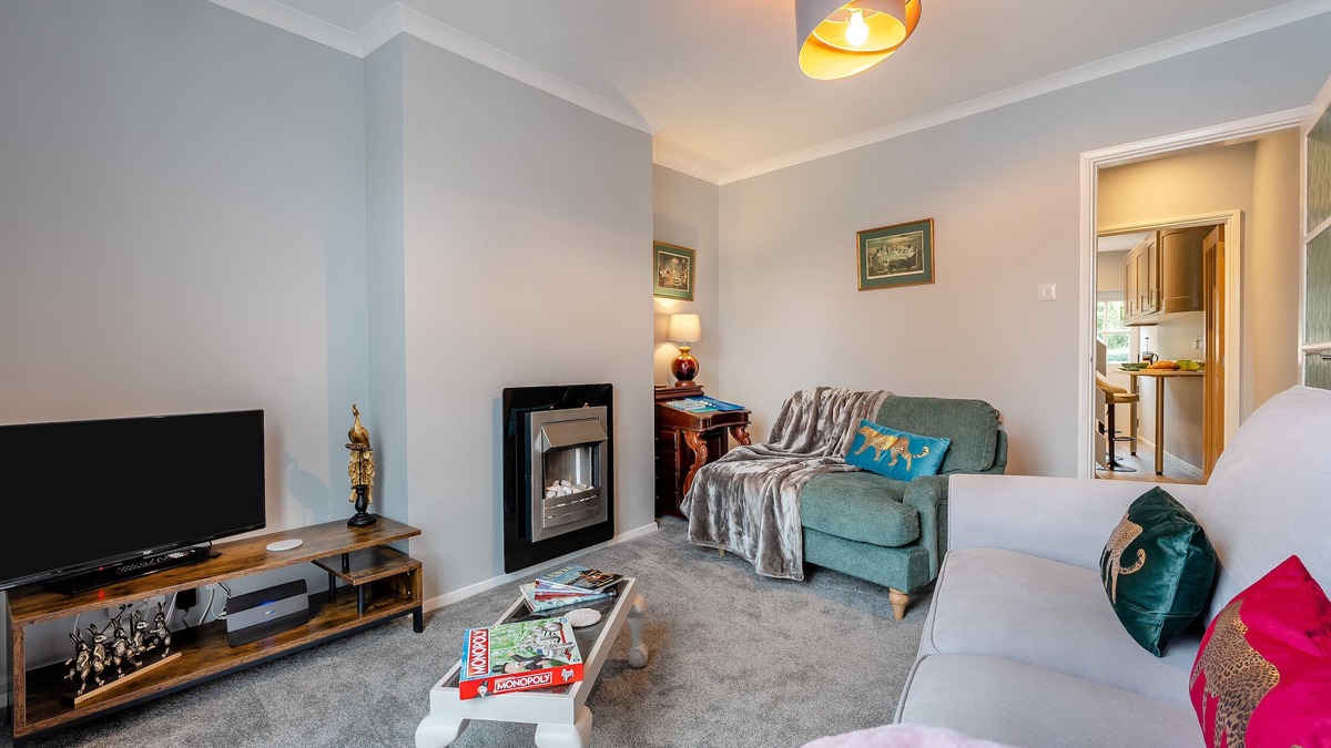 Lewes Apartment | Nulli Secundus - One Bedroom Apartment, Sleeps 2
