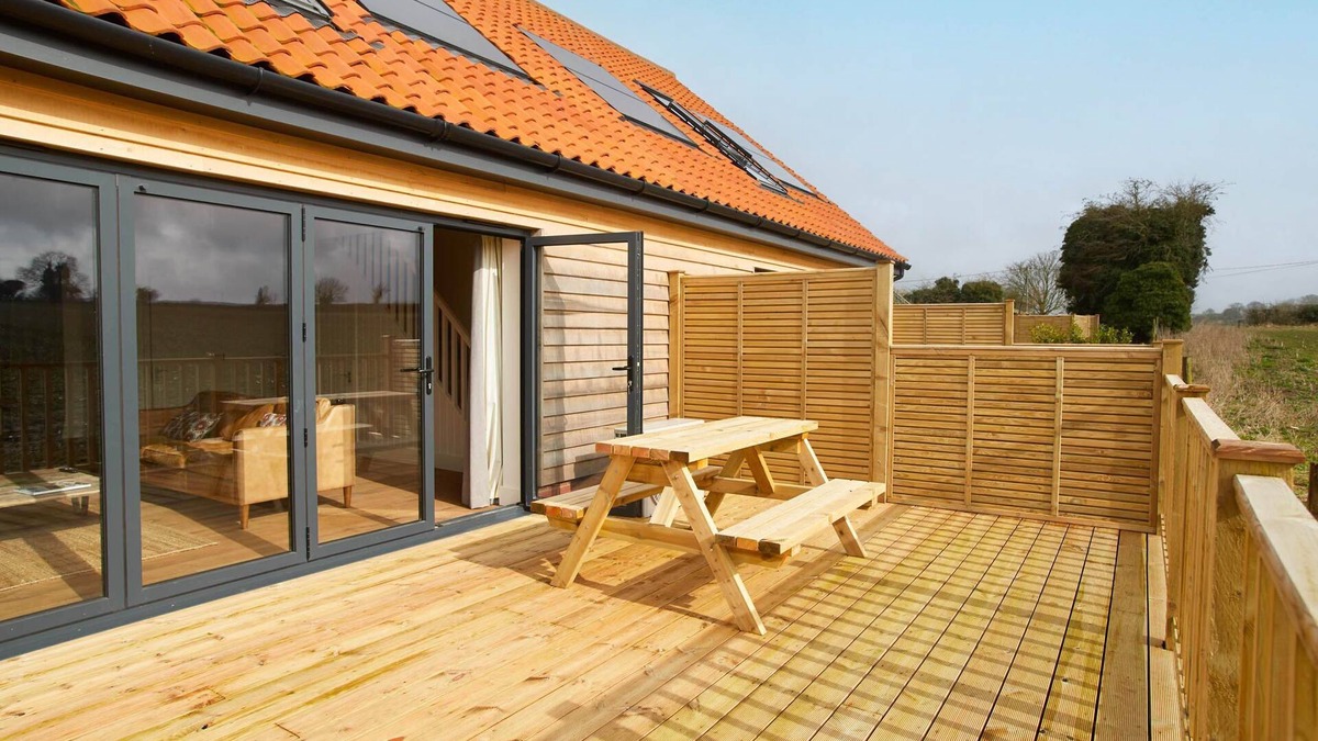East Dereham House | Number Five | PigLets - Norfolk Holiday Properties