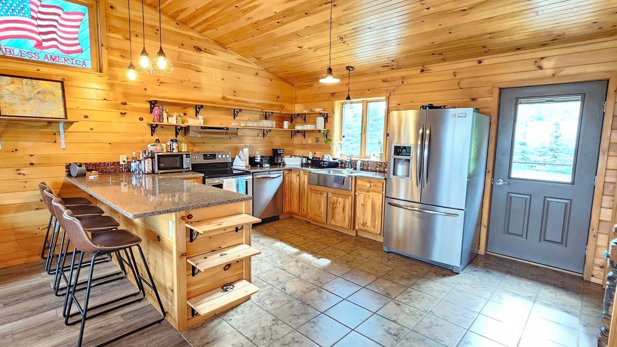 Nunda House | Nunda Getaway with valley views. 15 minutes to Letchworth Park. Pet-Friendly!