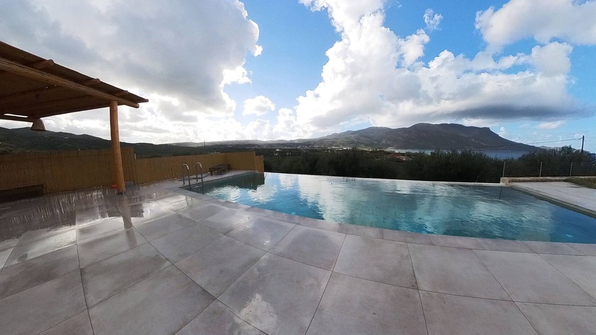 Trachilos Villa | Nusa Retreat - Seaview luxury residences