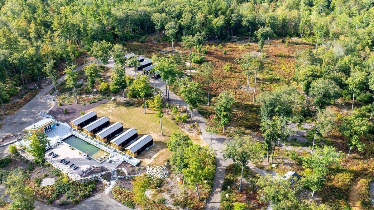 North Sebago Cabin | Nuthatch Limit 4 2 Bedroom Cabin