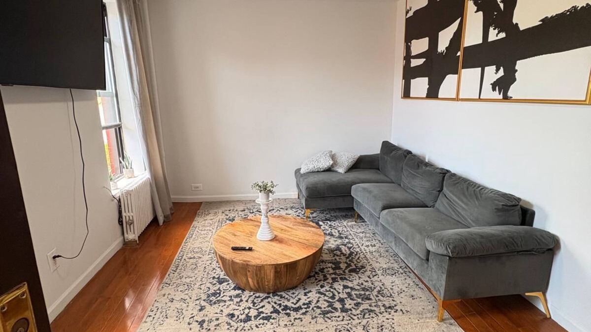 Ukrainian Village Apartment | NY-11-6 Cozy 1BR 1BATH In East Village