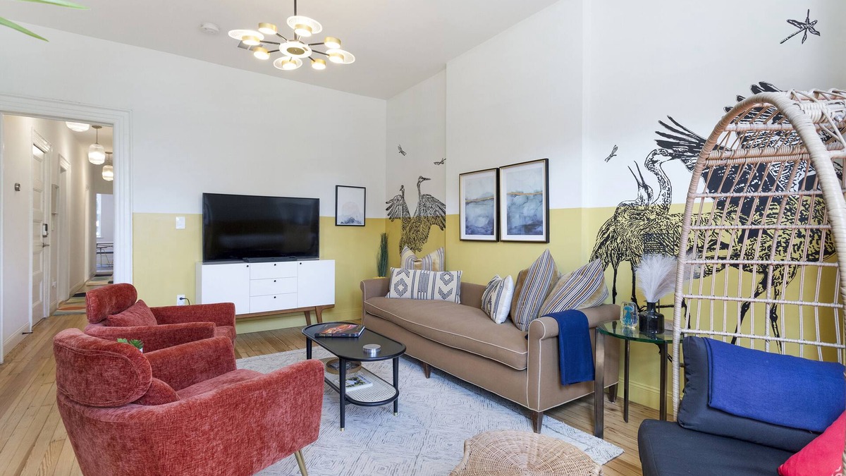 McGinley Square Apartment | NYC in Mins-JerseyCity retreat near PATH w/parking The Blue