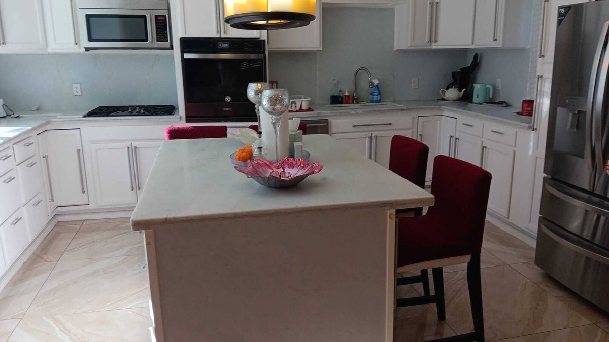 Englewood House | NYC Nearby: Modern, Safe, & Spacious house close to everything