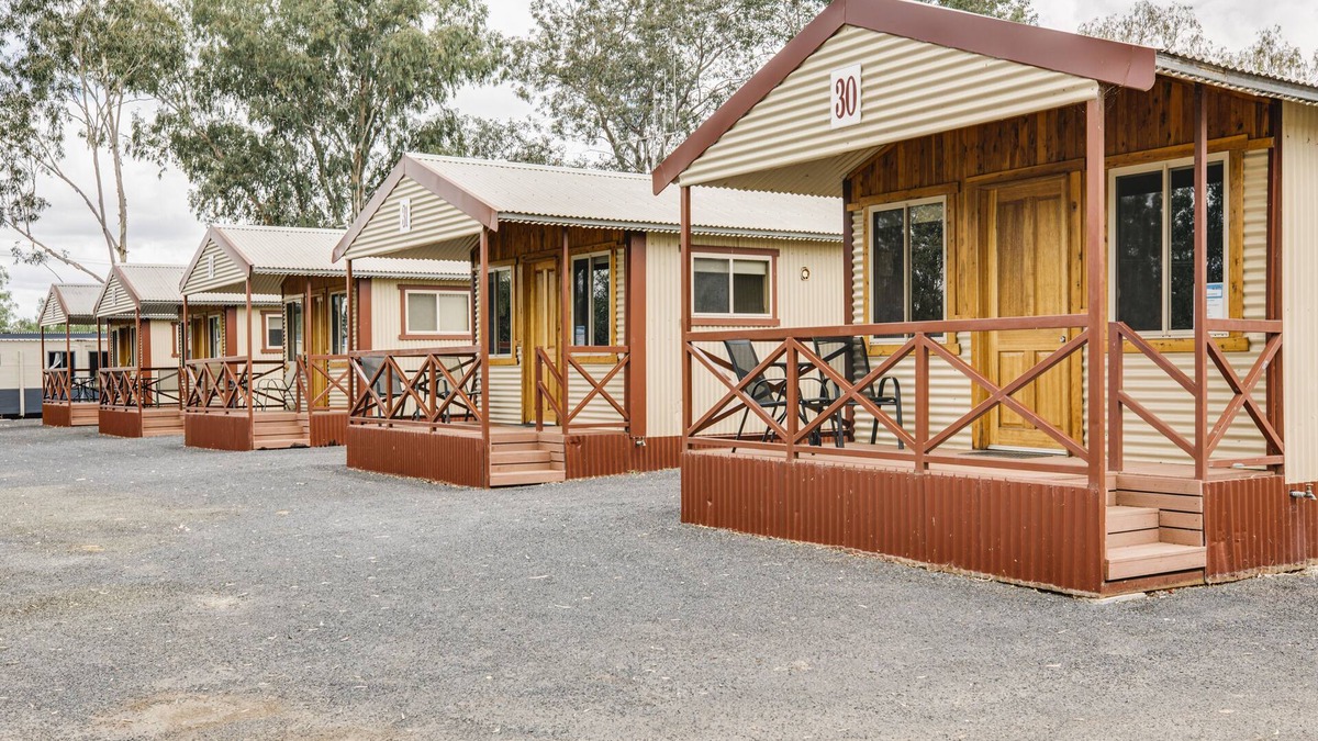 Nyngan RV Rental | Nyngan Riverside Tourist Park