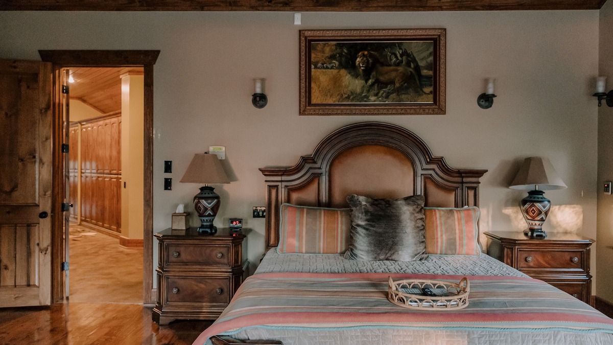 Dripping Springs House | Nyumba House - Asante Lodging and Events