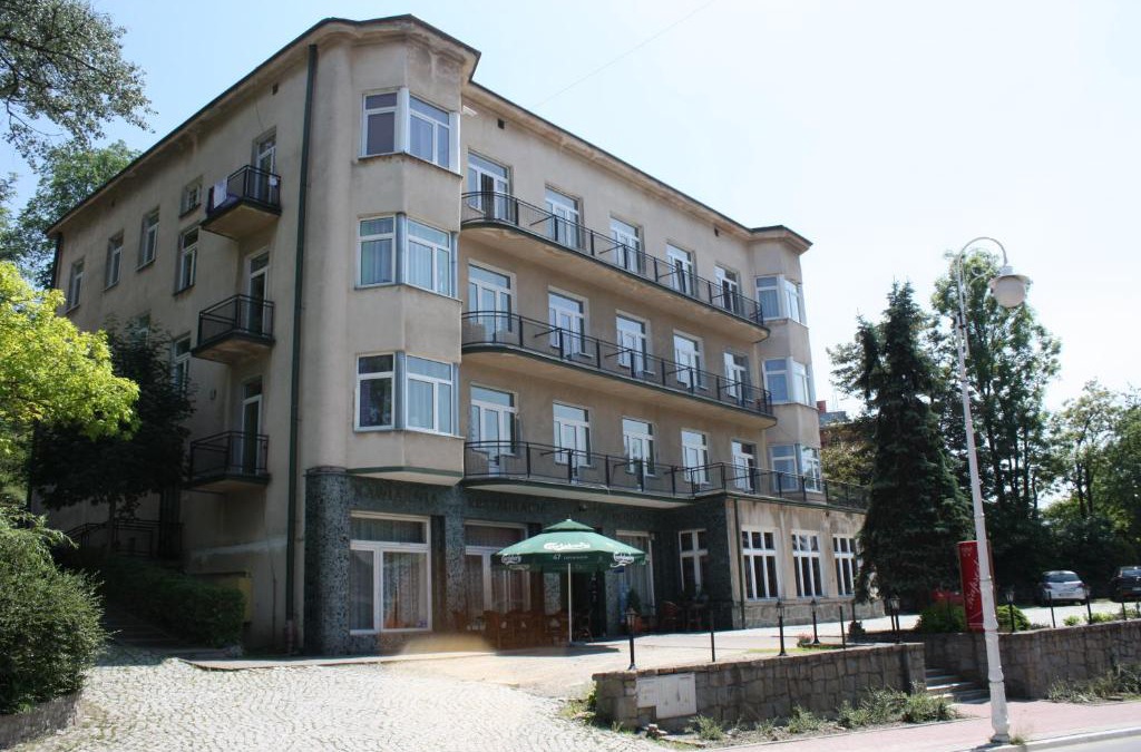 Krynica-Zdroj Resort | Ośrodek Wypoczynkowy Rapsodia